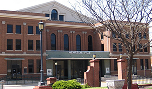 Memorial Hall's Logo